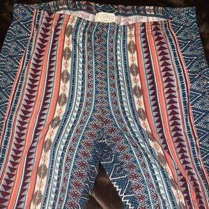 Bell bottom pants (leggings)